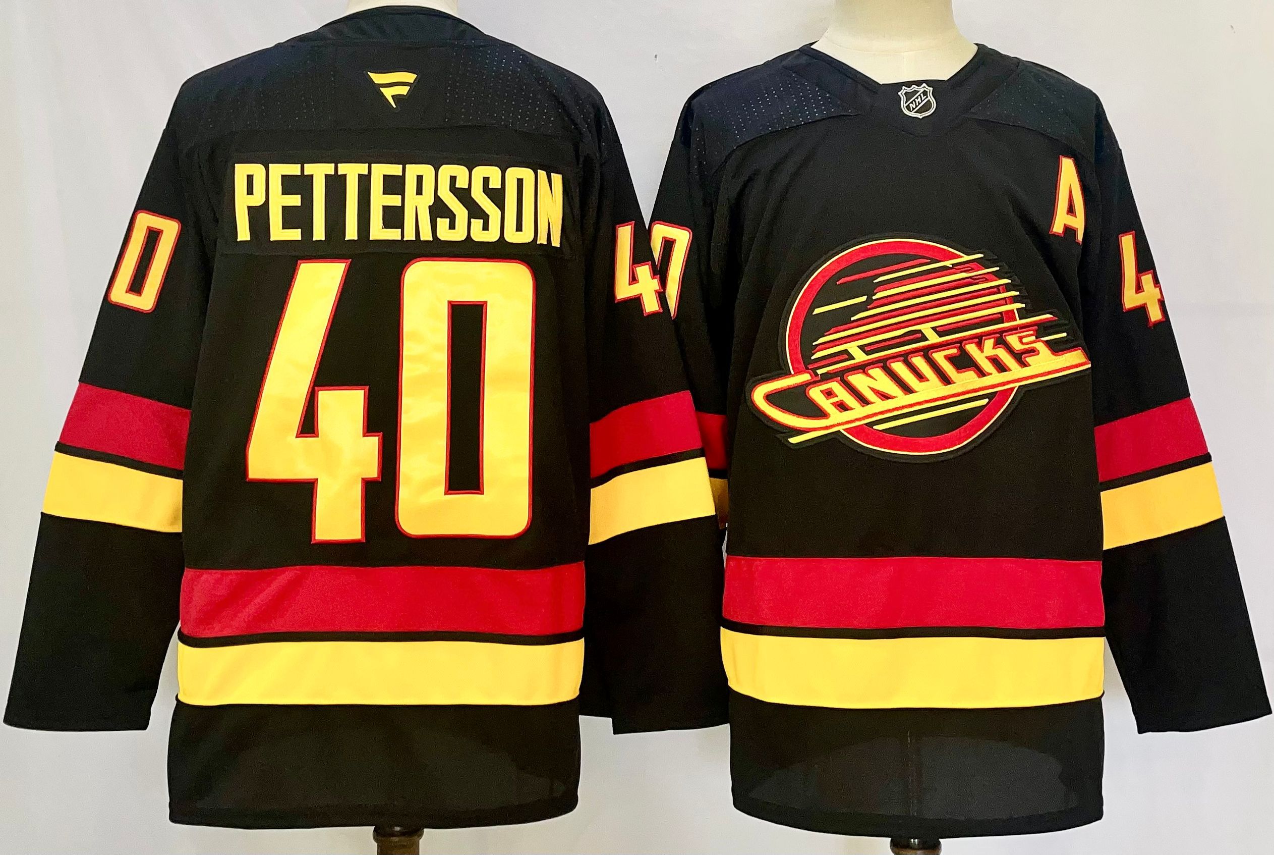 Men Vancouver Canucks #40 Pettersson Black 2025 Home Premier Player NHL Jersey